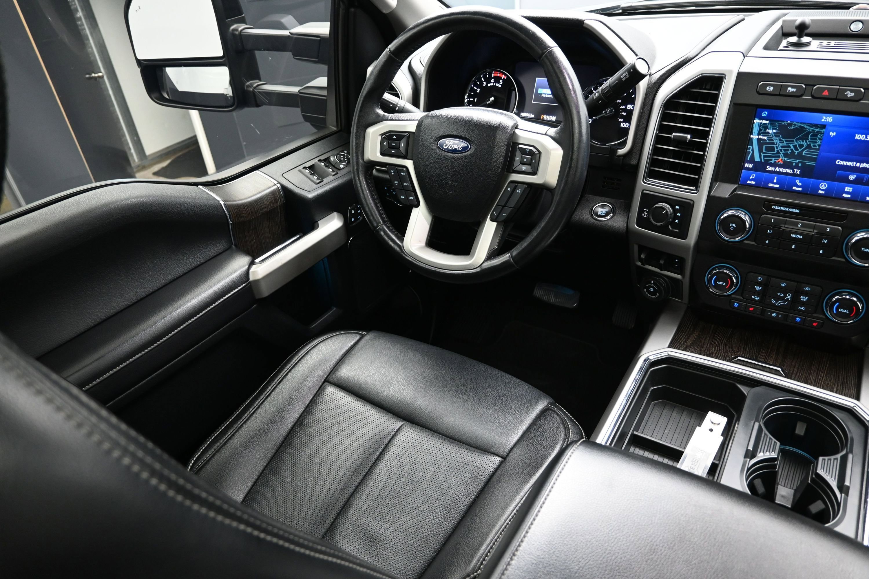 Used 2021 Ford F250 Lariat AWD/4WD image 24