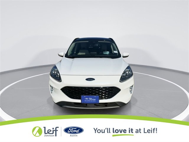 Used 2020 Ford Escape Titanium image 3