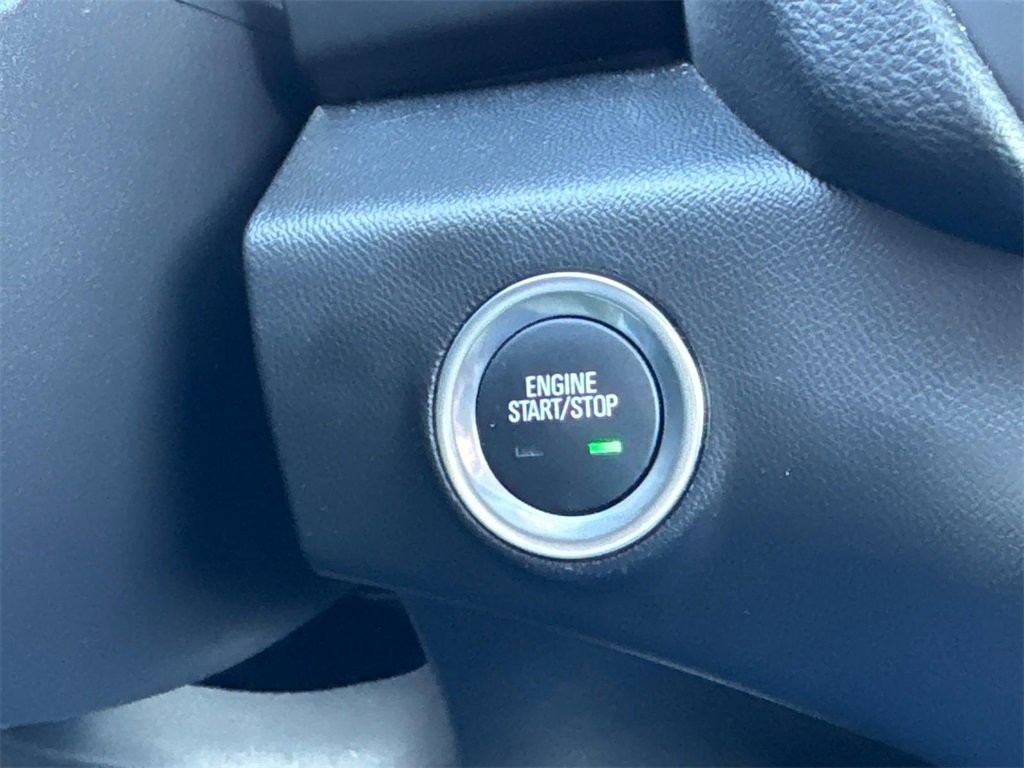 Used 2024 GMC Terrain SLE image 23