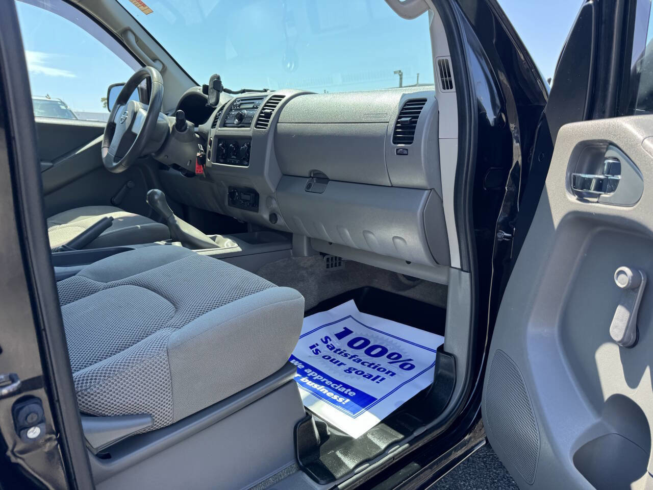 Used 2013 Nissan Frontier S AWD/4WD image 34