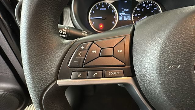 Used 2020 Nissan Kicks S FWD image 15