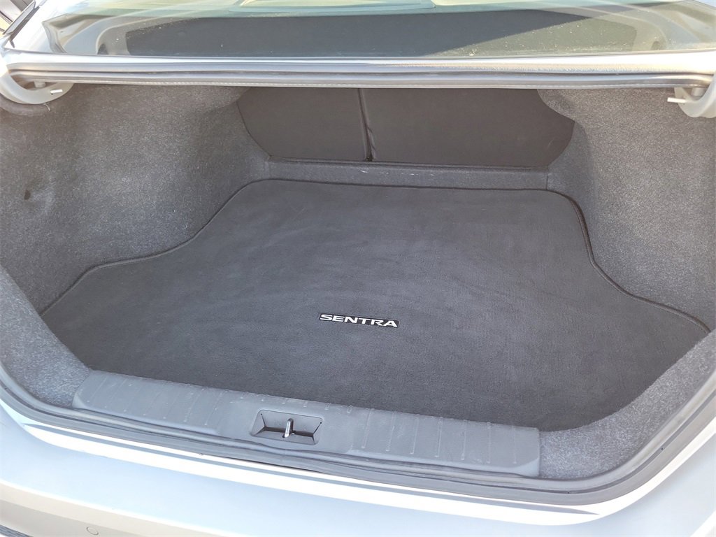 Used 2021 Nissan Sentra SV image 21