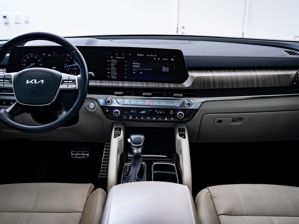 Used 2023 Kia Telluride SX image 30