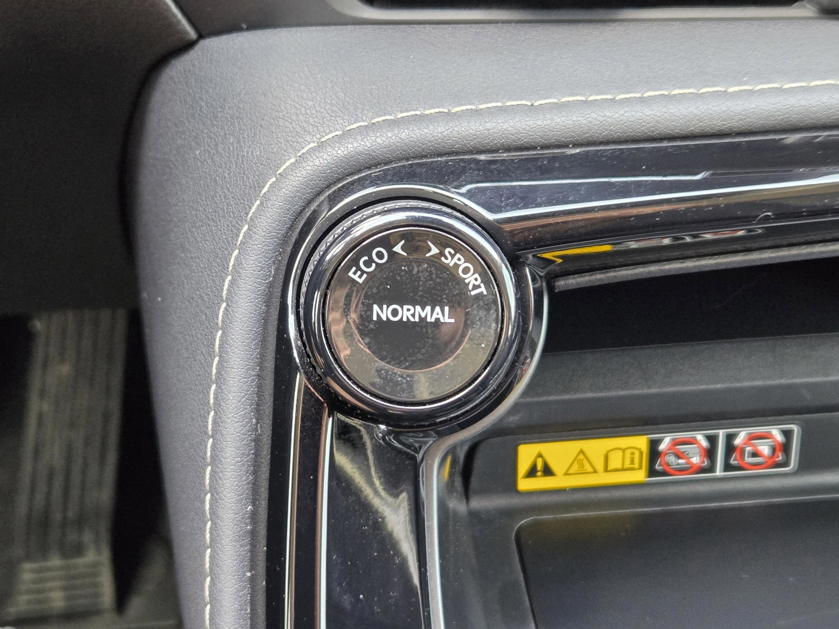 Used 2025 Lexus NX 350 AWD w/ Accessory Package (2T) image 39