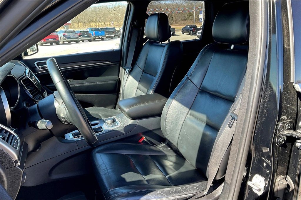 Used 2019 Jeep Grand Cherokee Limited image 27