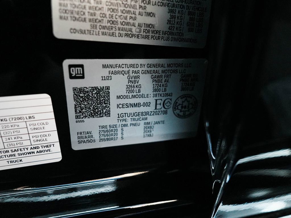 Used 2024 GMC Sierra 1500 Denali w/ Technology Package AWD/4WD image 15