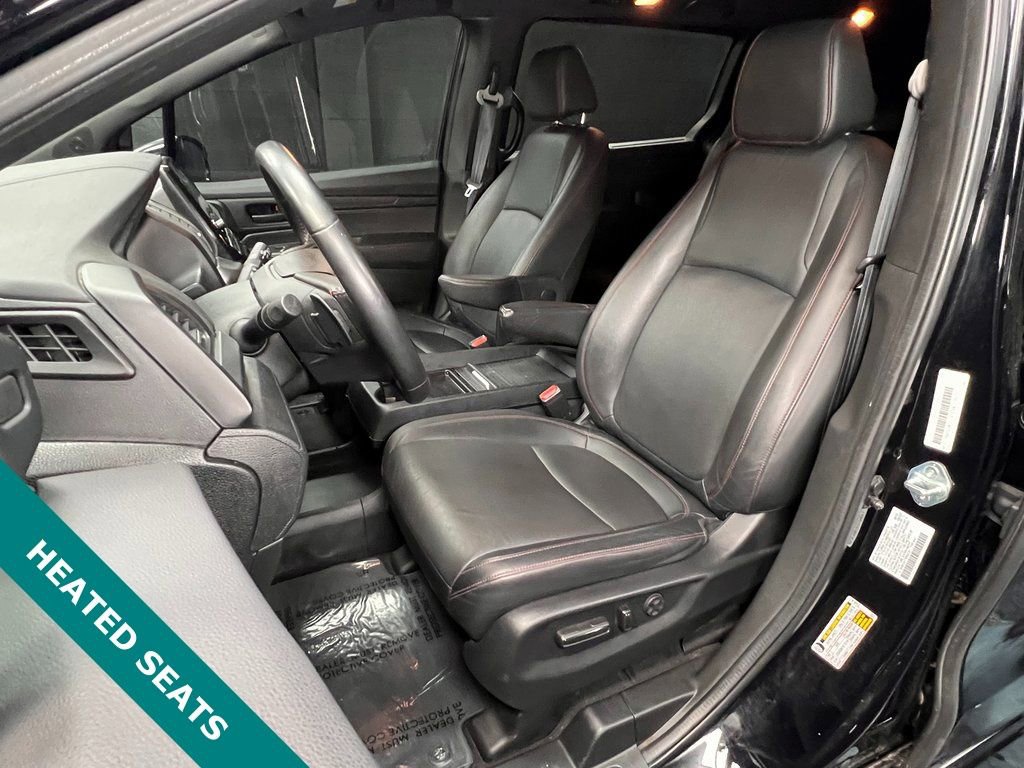Used 2024 Honda Odyssey Sport image 3
