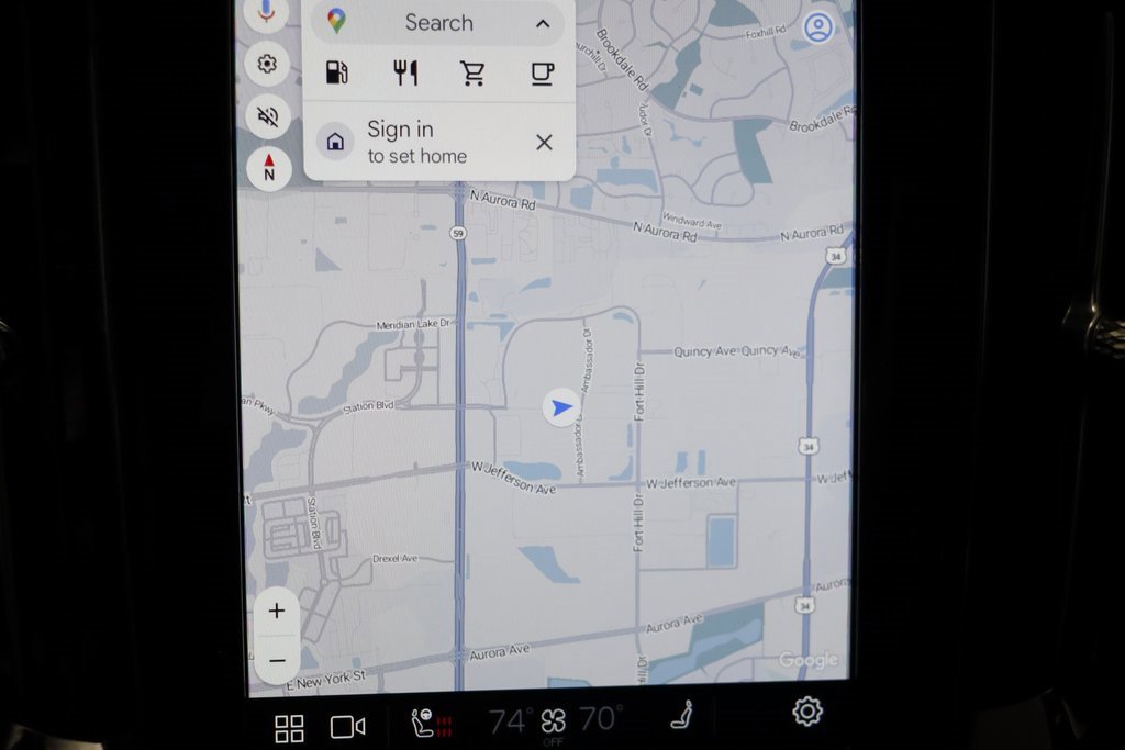 Used 2025 Volvo V60 B5 Cross Country Plus image 8