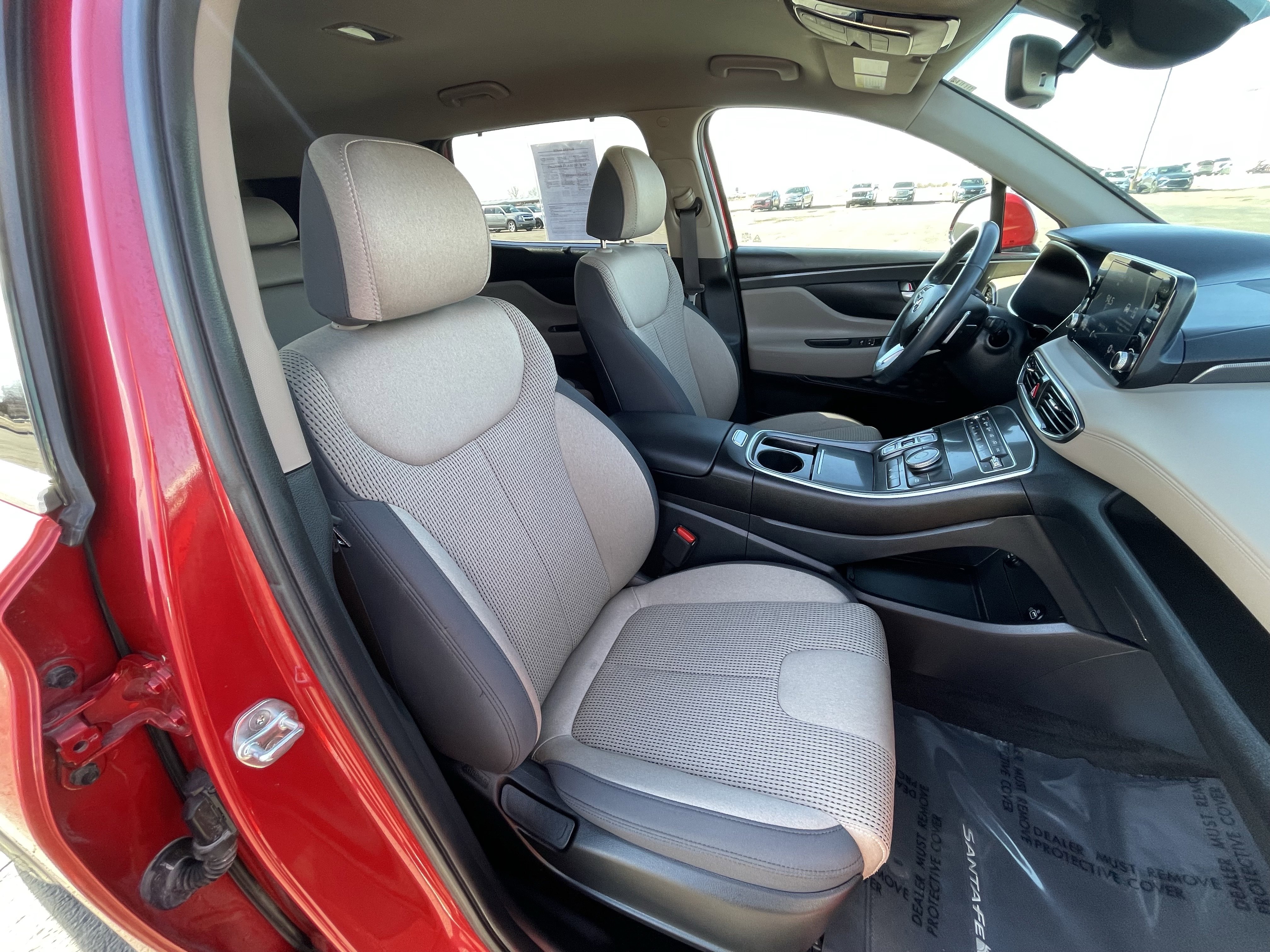 Used 2022 Hyundai Santa Fe SEL w/ Convenience Package image 11