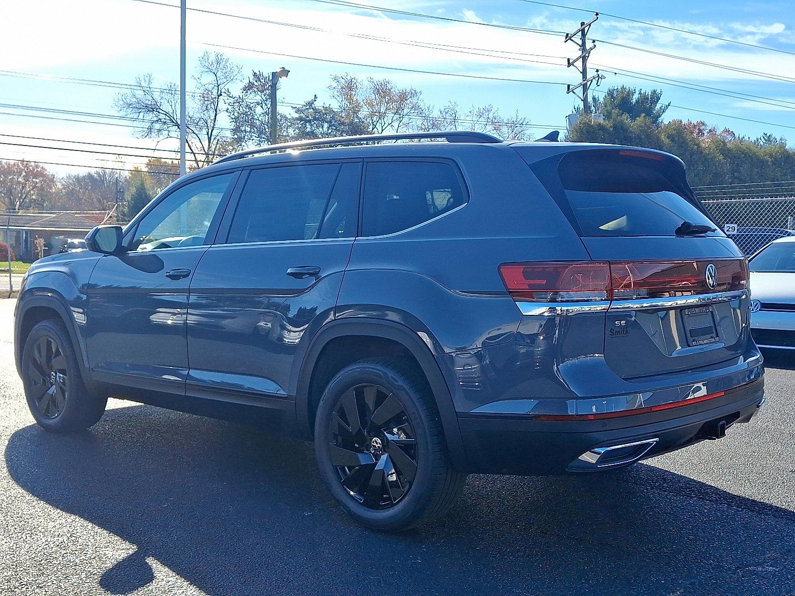 New 2026 Volkswagen Atlas SE image 3