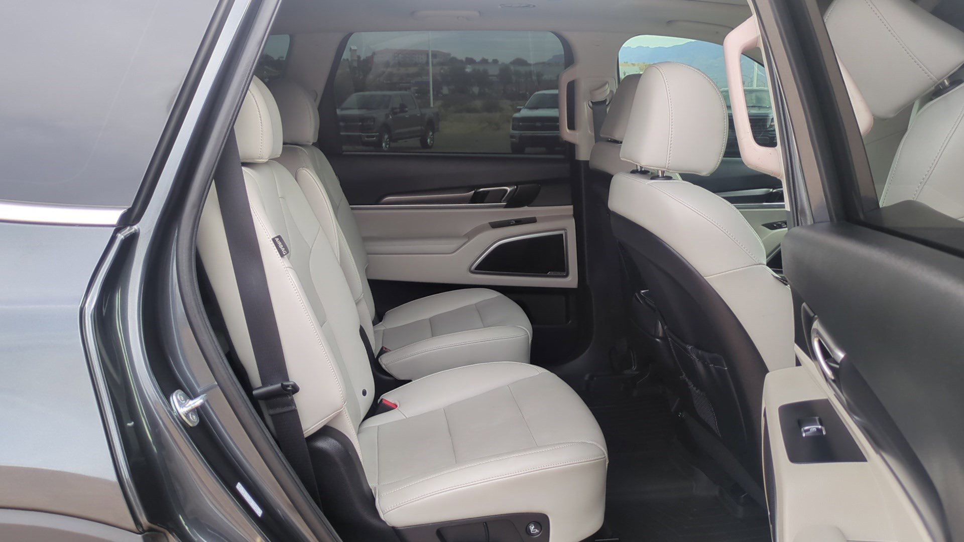 Used 2024 Kia Telluride S w/ S Sunroof Package image 32