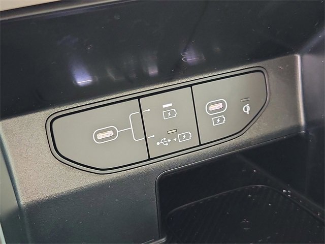 Used 2025 Kia Sorento S image 29