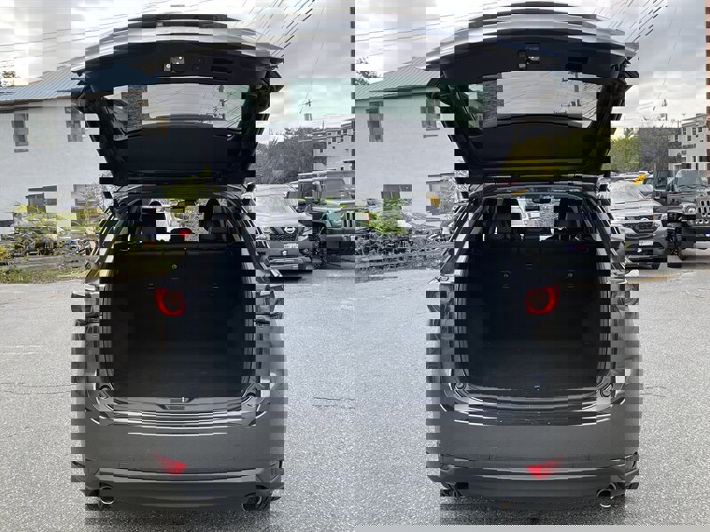 Used 2020 MAZDA CX-5 Touring image 10