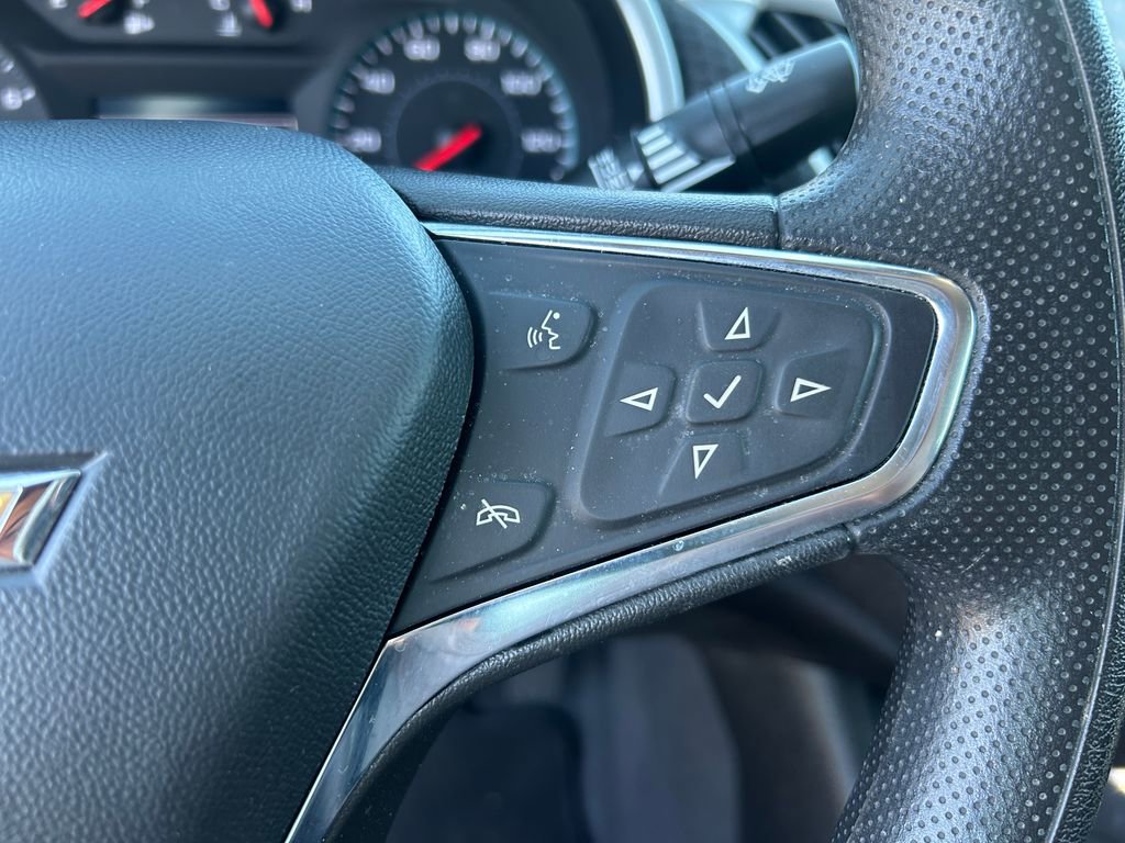 Used 2023 Chevrolet Malibu LT FWD image 19
