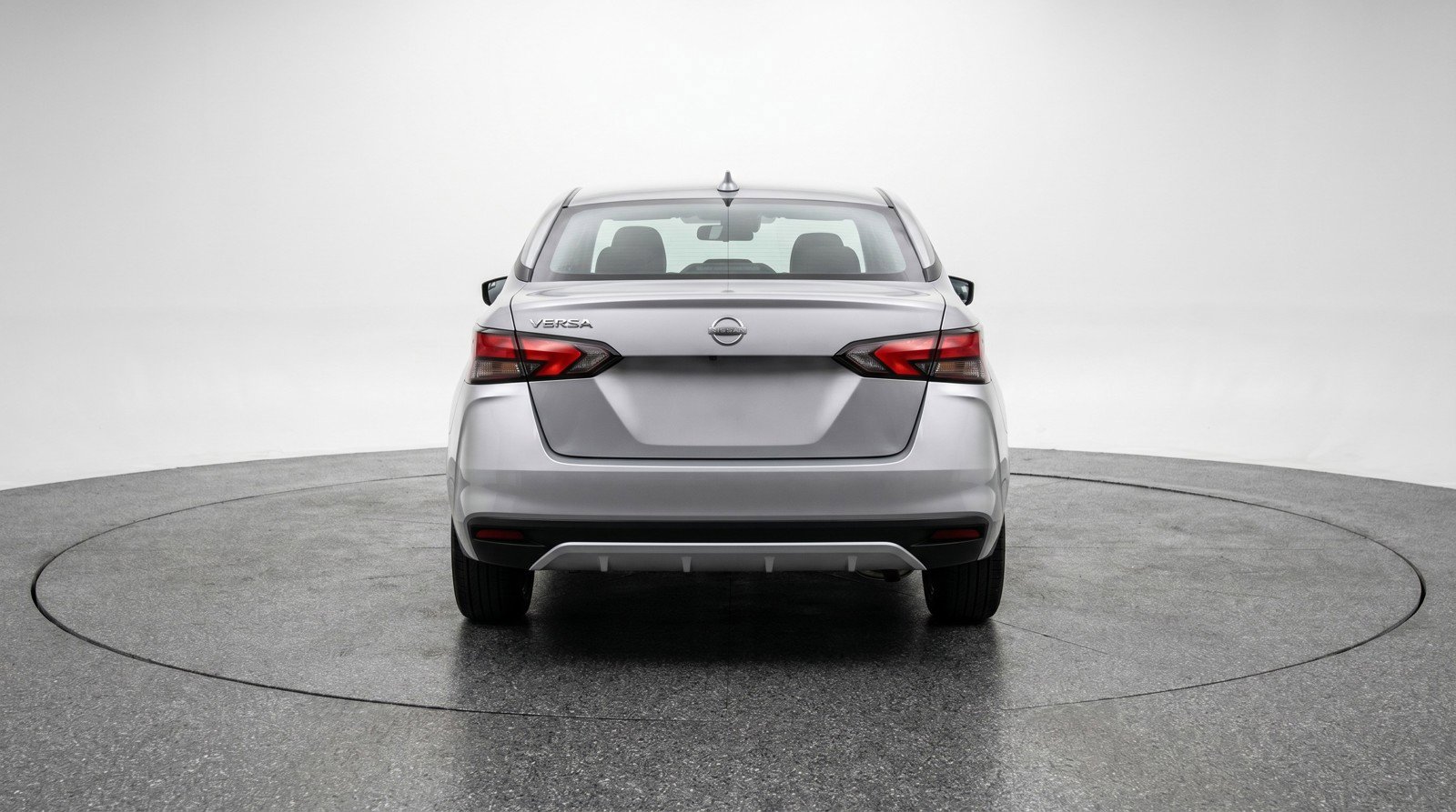 Used 2025 Nissan Versa SV image 7