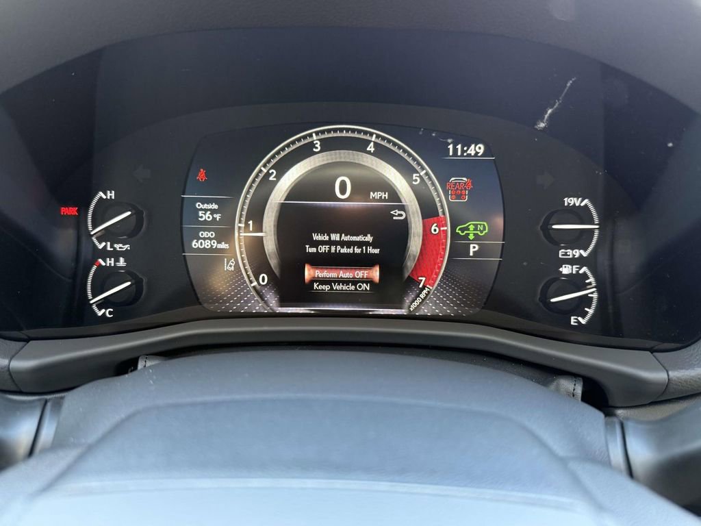 Used 2024 Lexus LX 600 4WD w/ Luxury Package image 31