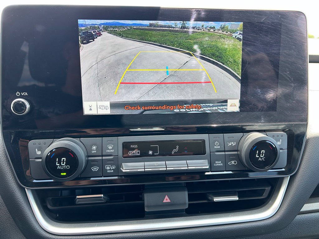 Used 2025 Toyota Grand Highlander AWD image 18