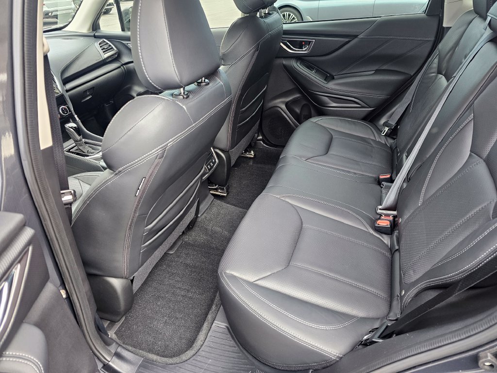 Used 2023 Subaru Forester Touring AWD/4WD image 12