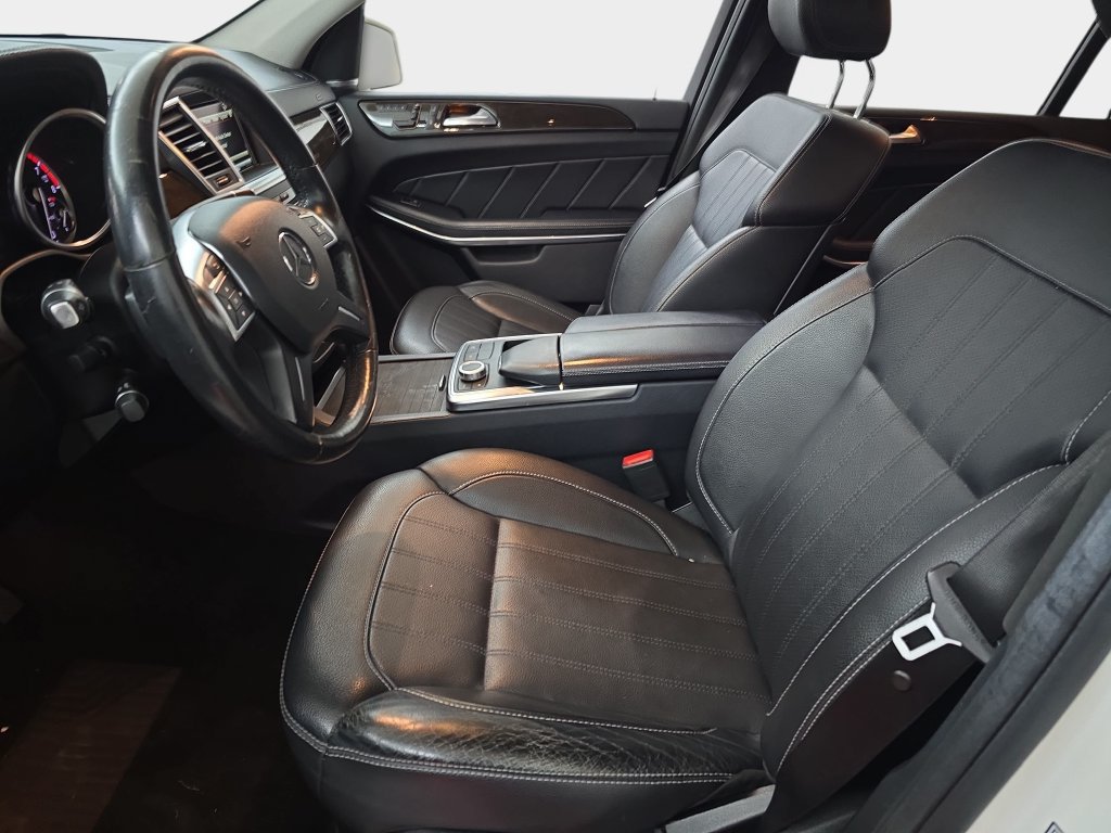 Used 2014 Mercedes-Benz GL 450 4MATIC image 17
