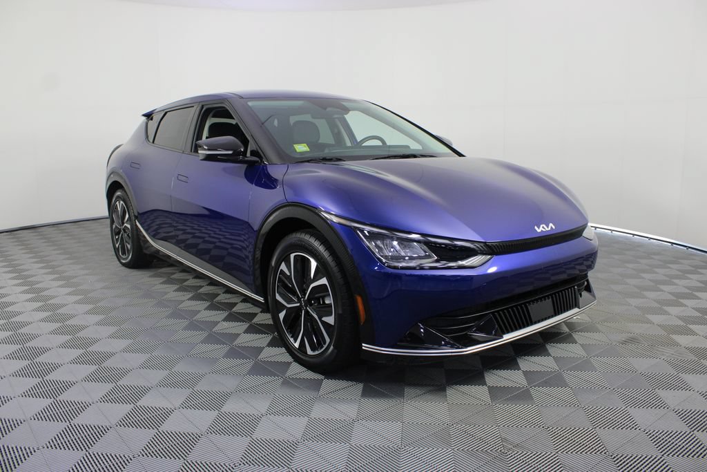 Used 2022 Kia EV6 Wind RWD image 28