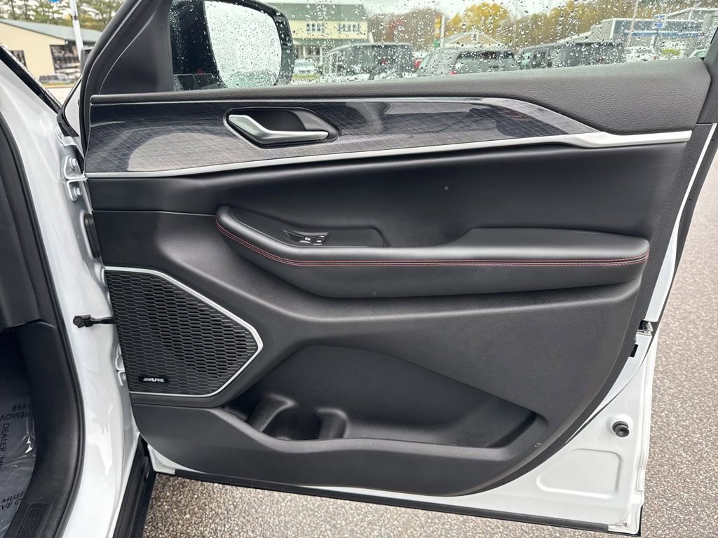 Certified 2022 Jeep Grand Cherokee Trailhawk w/ ADV Protech Group II AWD/4WD image 30