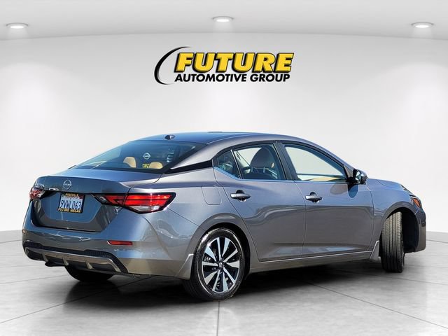 Used 2025 Nissan Sentra SV w/ SV Premium Package FWD image 4
