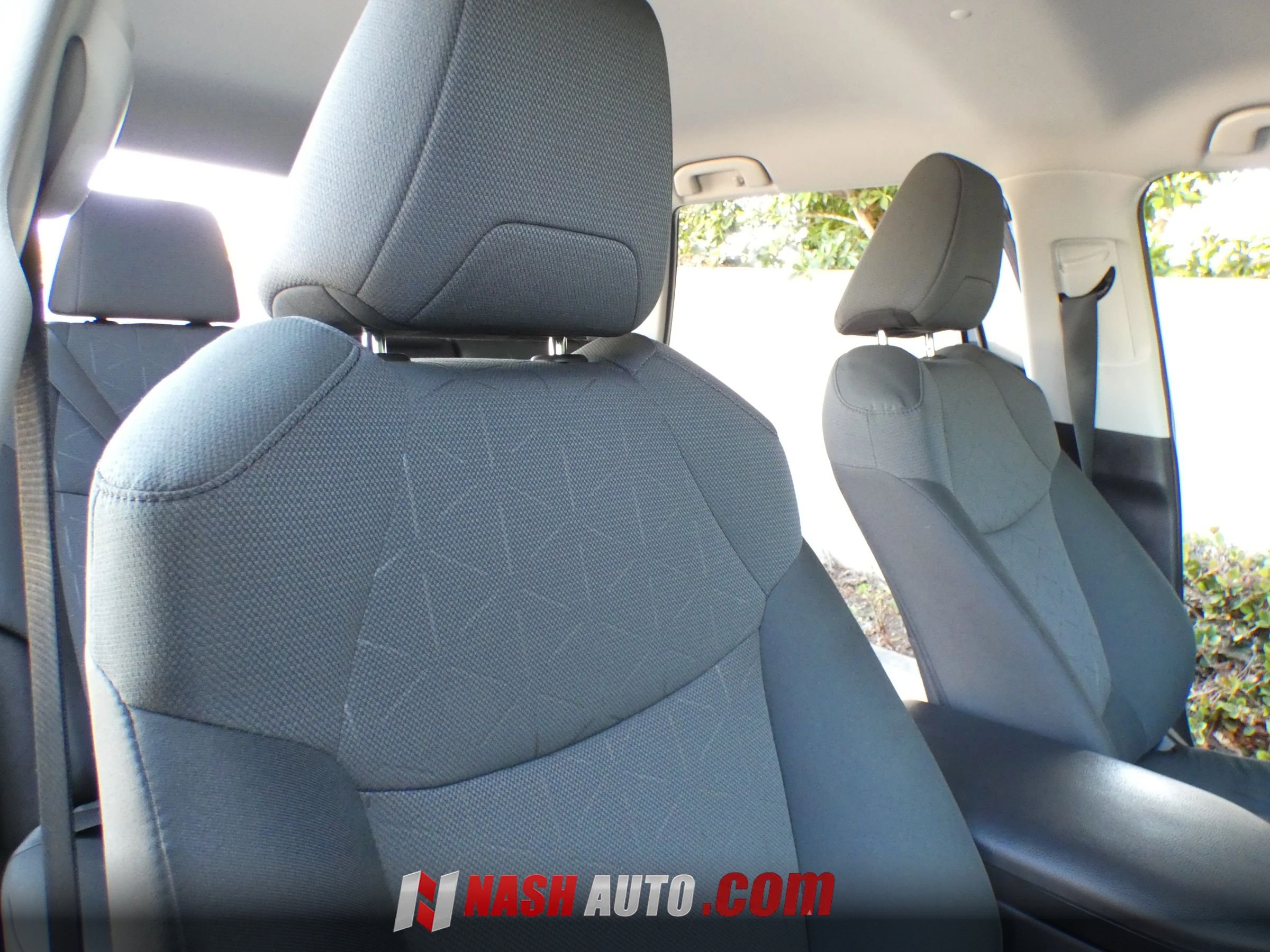 Used 2023 Toyota RAV4 AWD Hybrid image 34