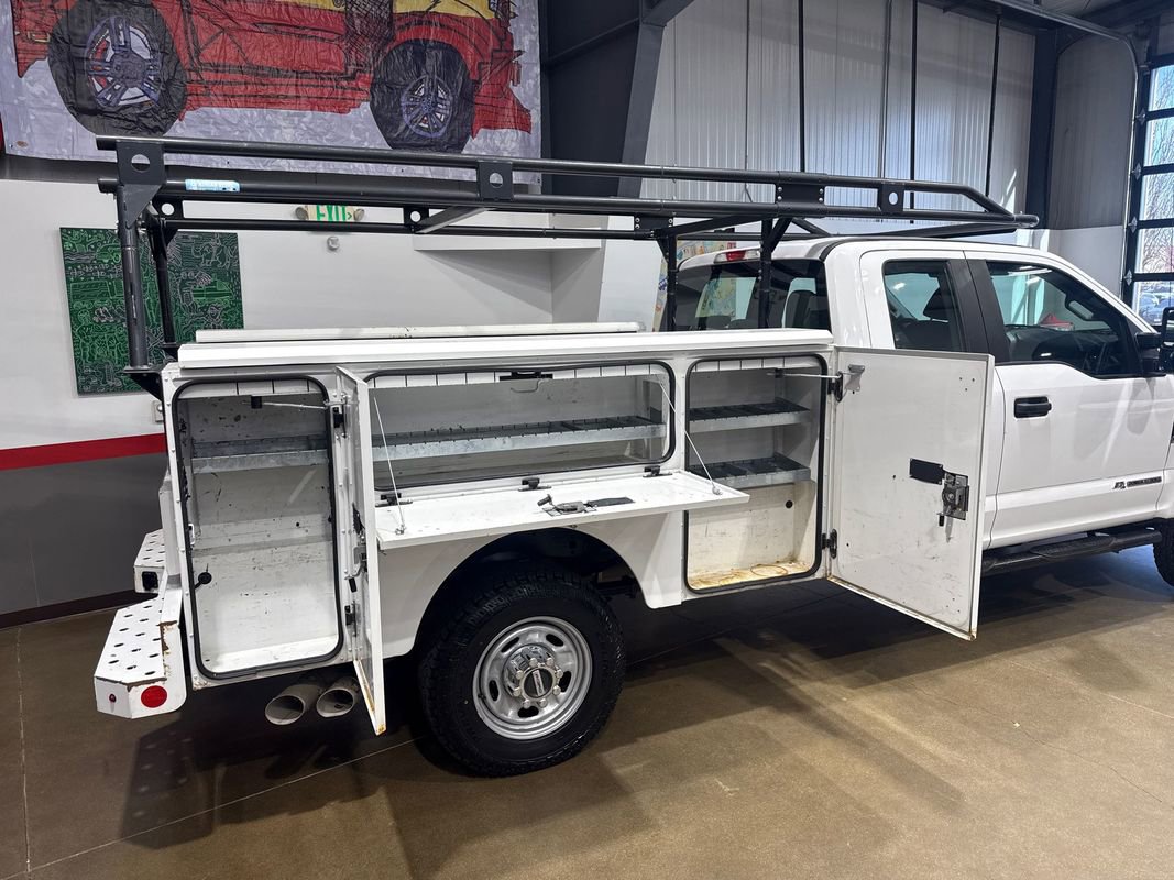 Used 2017 Ford F350 XL w/ Power Equipment Group image 5