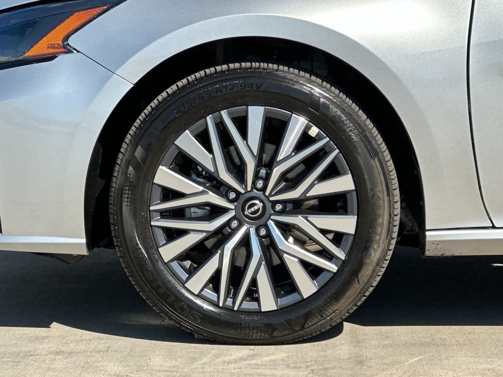 Used 2026 Nissan Altima 2.5 SV AWD/4WD image 26