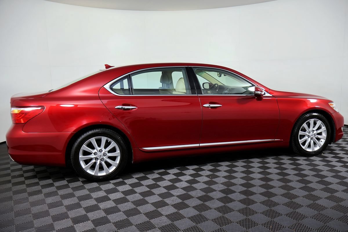 Used 2011 Lexus LS 460 L w/ Luxury Pkg AWD/4WD image 7