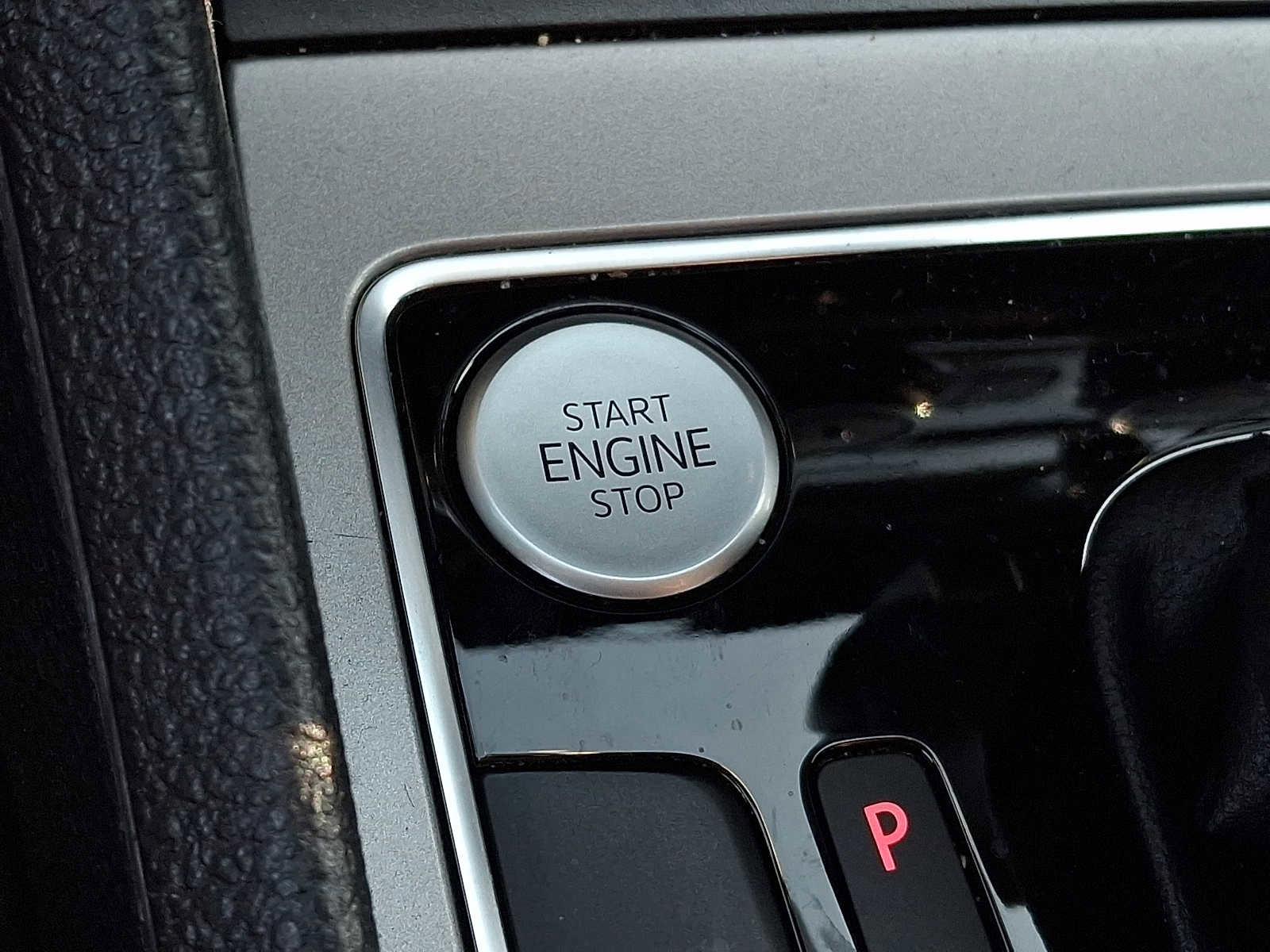 Used 2020 Volkswagen Passat 2.0T SE image 19