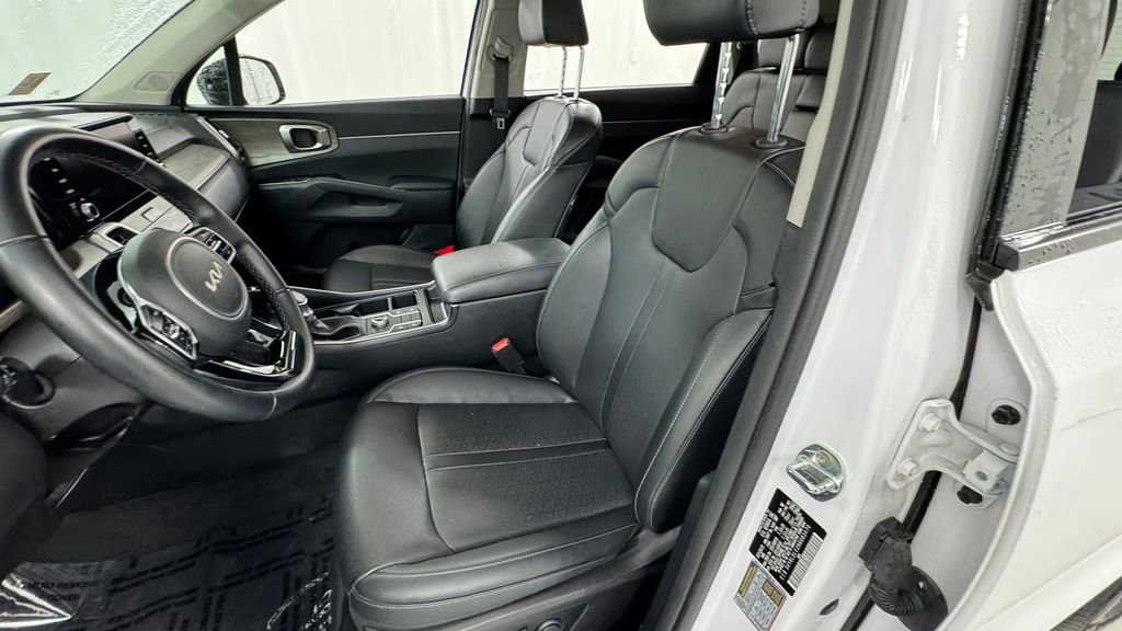 Used 2022 Kia Sorento S AWD/4WD image 10