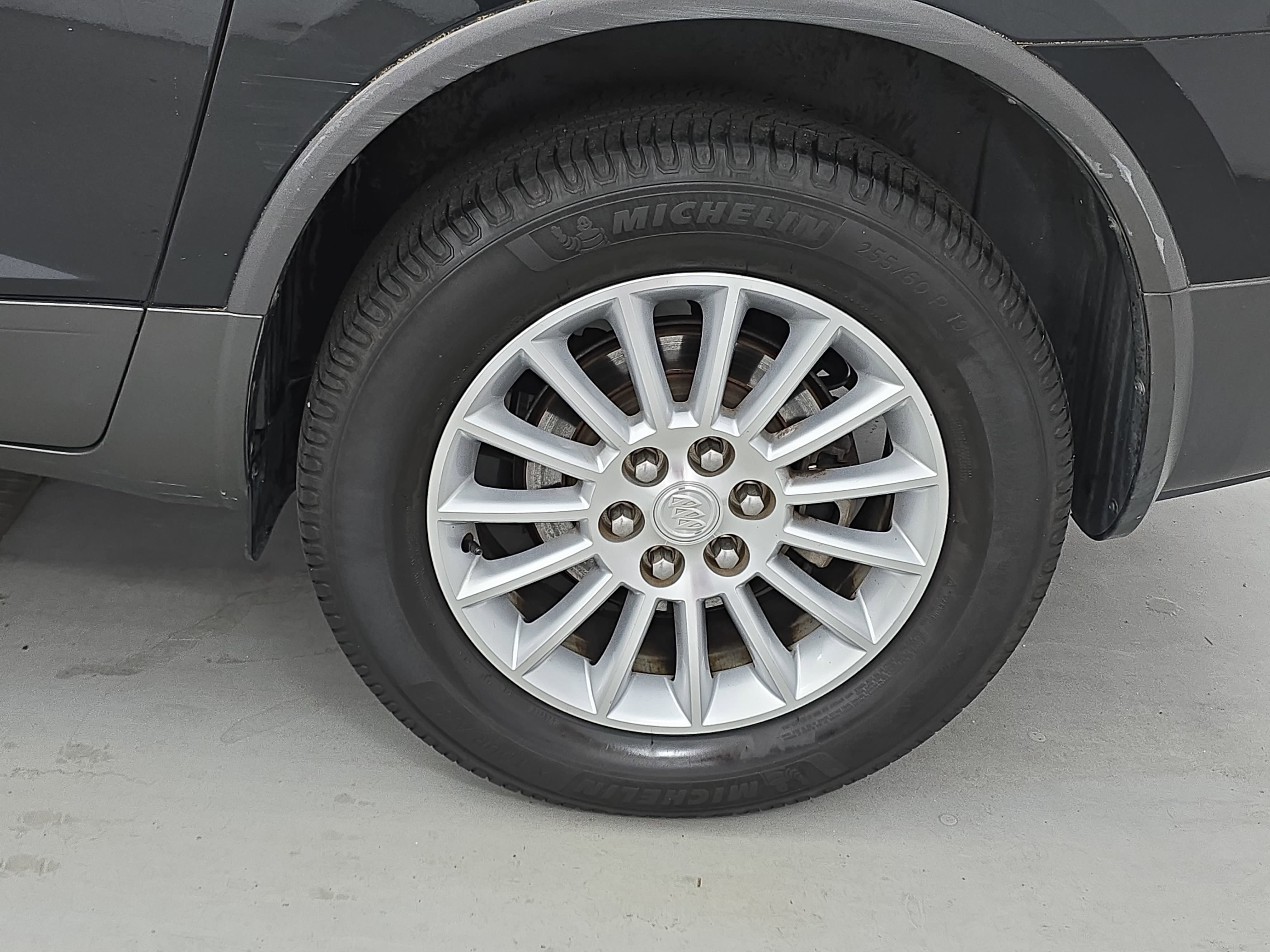 Used 2012 Buick Enclave Leather FWD image 33
