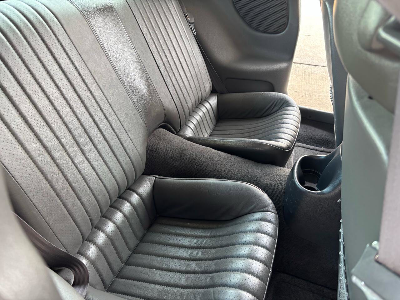 Used 1998 Pontiac Firebird Formula w/ Security Pkg image 24