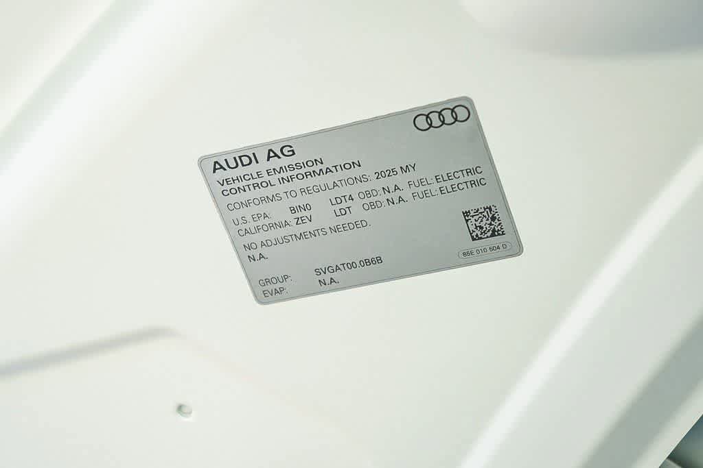 New 2025 Audi Q6 e-tron Premium Plus AWD/4WD image 29
