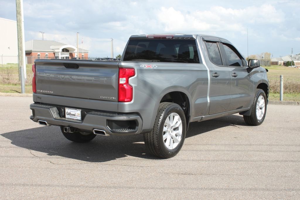 Used 2020 Chevrolet Silverado 1500 Custom w/ Custom Value Package image 20