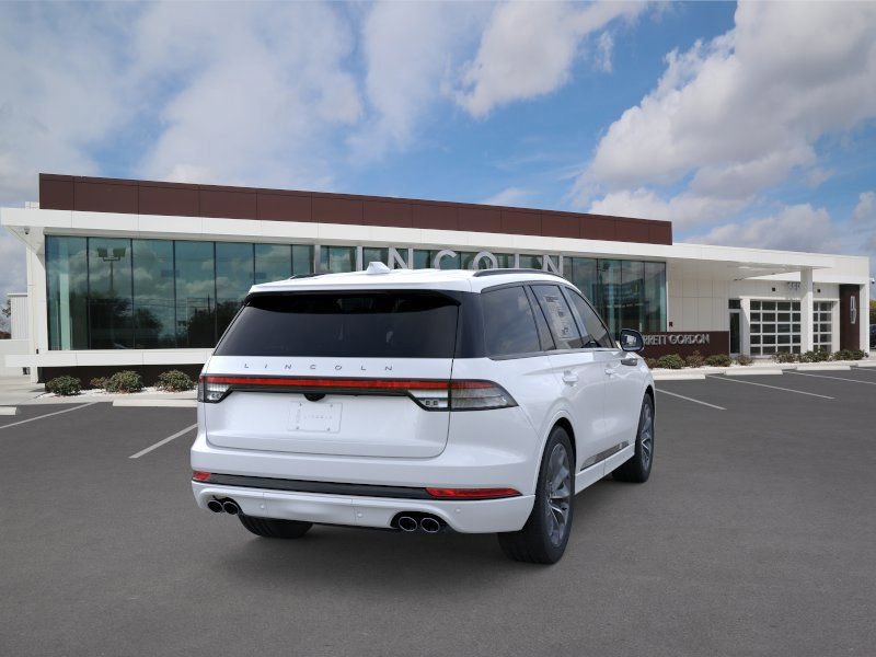 New 2026 Lincoln Aviator 2WD image 8
