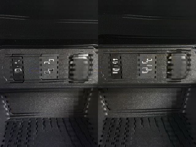 Used 2023 Toyota Prius LE image 21