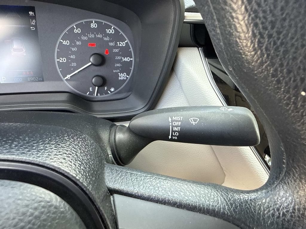 Used 2023 Toyota Corolla Cross L FWD image 36