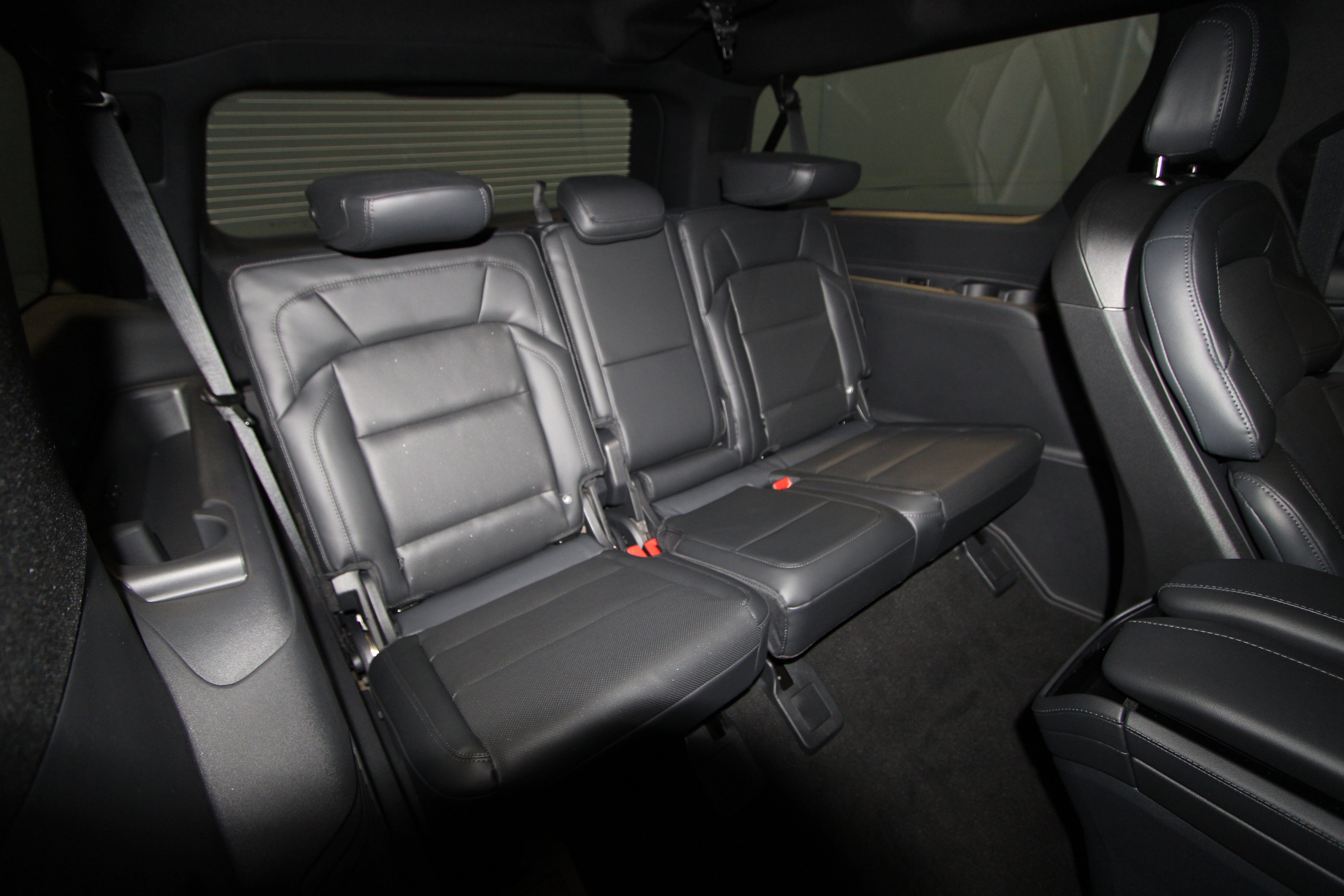 New 2026 Lincoln Navigator L Reserve w/ Jet Appearance Package image 26