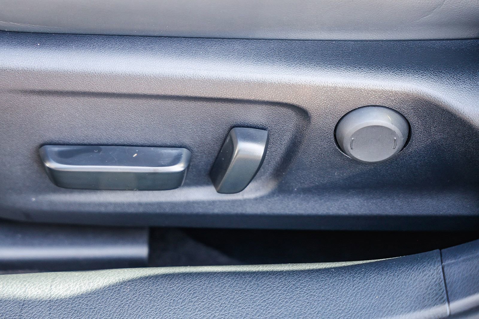 Used 2023 Lexus IS 350 F Sport w/ Navigation Package image 22