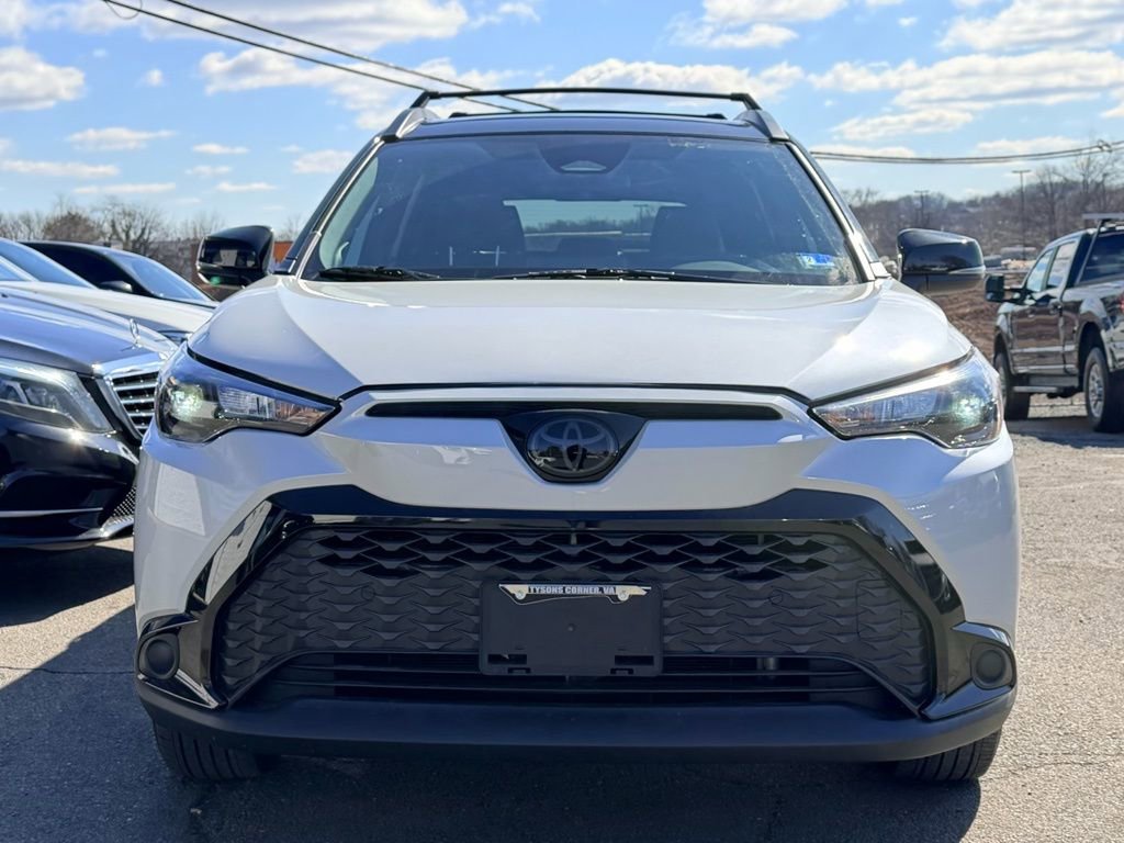 Used 2025 Toyota Corolla Cross AWD Hybrid w/ Moonroof Package image 7