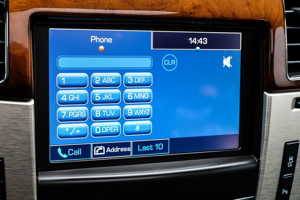 Used 2013 Cadillac Escalade Platinum AWD/4WD image 39