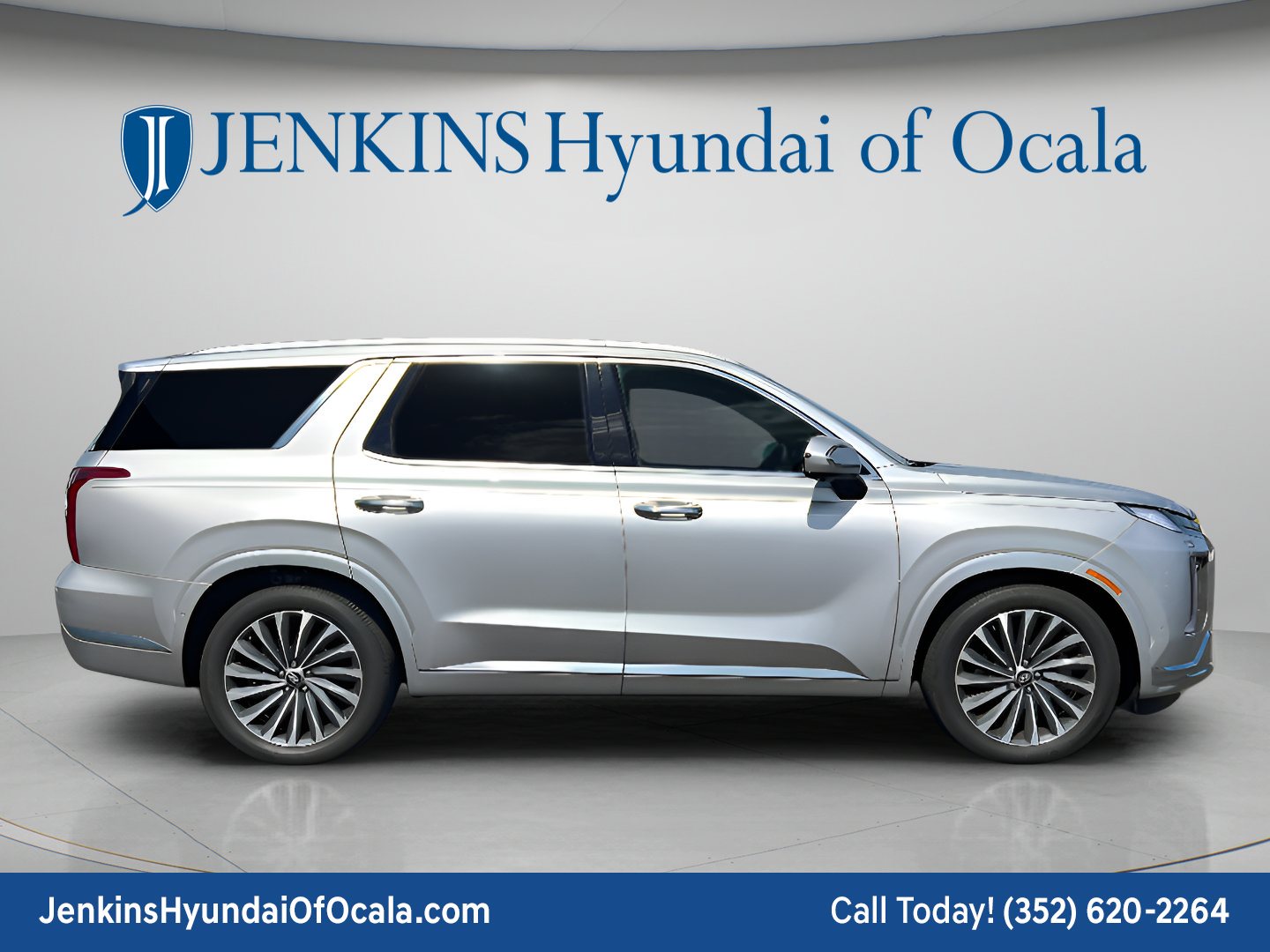 Used 2024 Hyundai Palisade Calligraphy AWD/4WD image 2