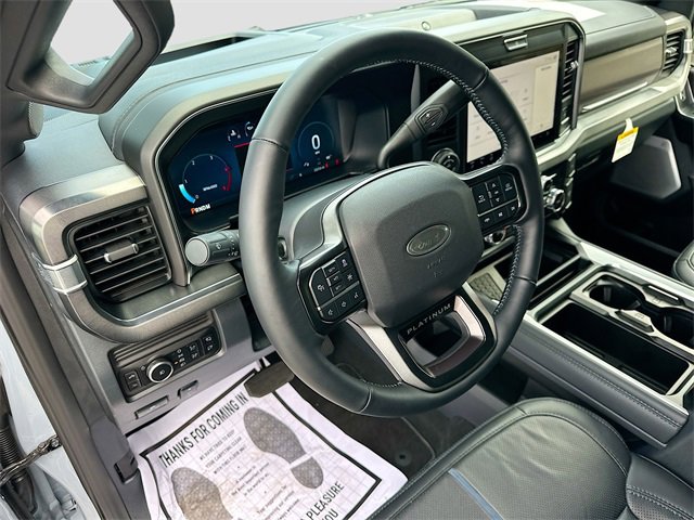 Used 2026 Ford F450 Platinum image 9