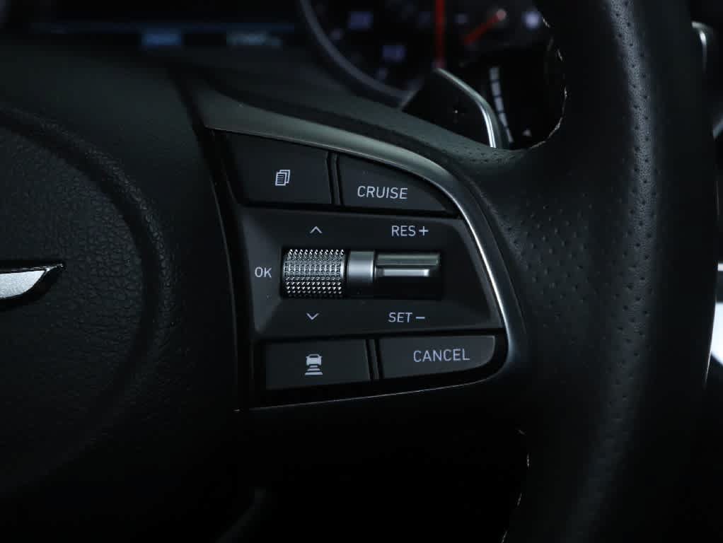 Used 2021 Genesis G70 2.0T AWD/4WD image 23
