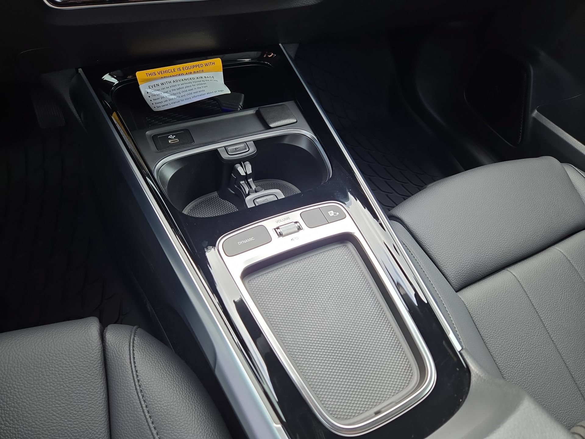 New 2026 Mercedes-Benz GLB 250 image 22