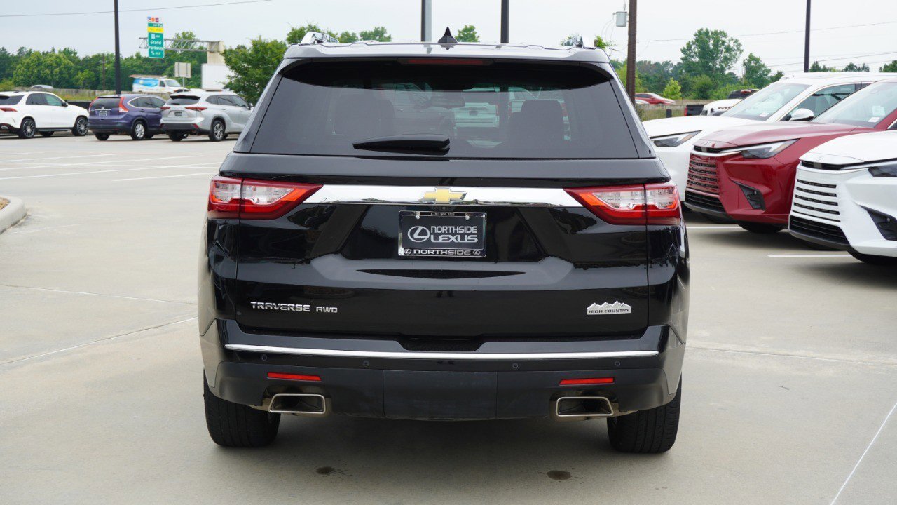 Used 2018 Chevrolet Traverse High Country w/ LPO, Floor Liner Package AWD/4WD image 7