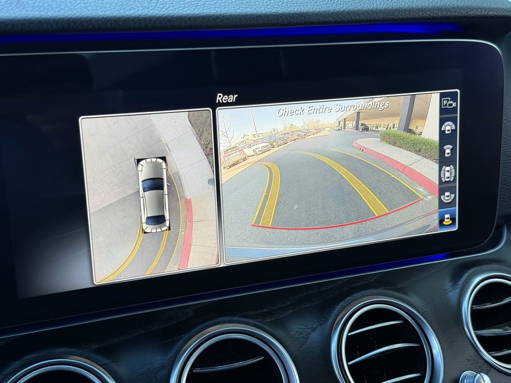 Used 2020 Mercedes-Benz E 350 4MATIC Sedan image 5