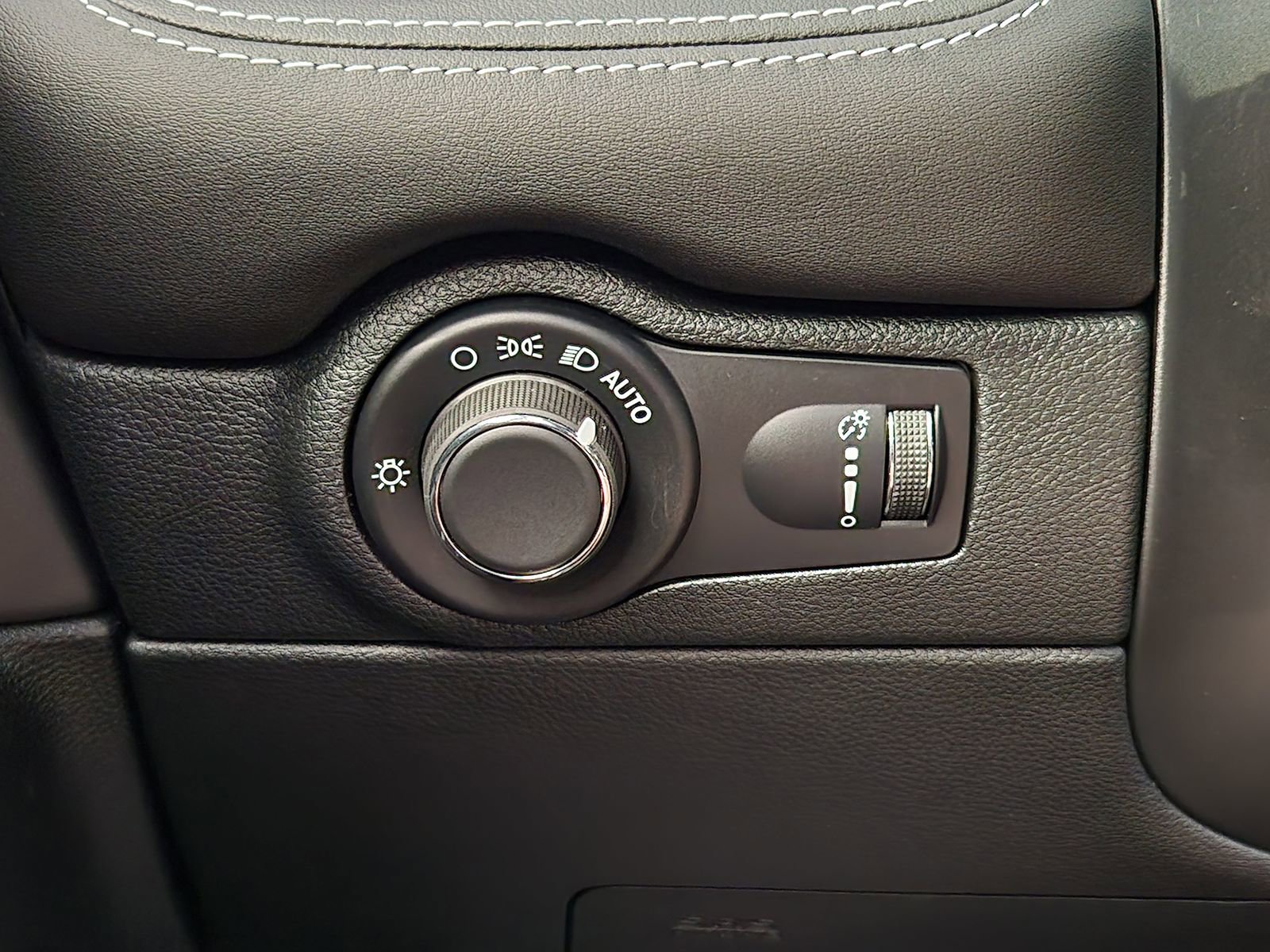 New 2026 Dodge Durango SRT Hellcat w/ Premium Group image 25